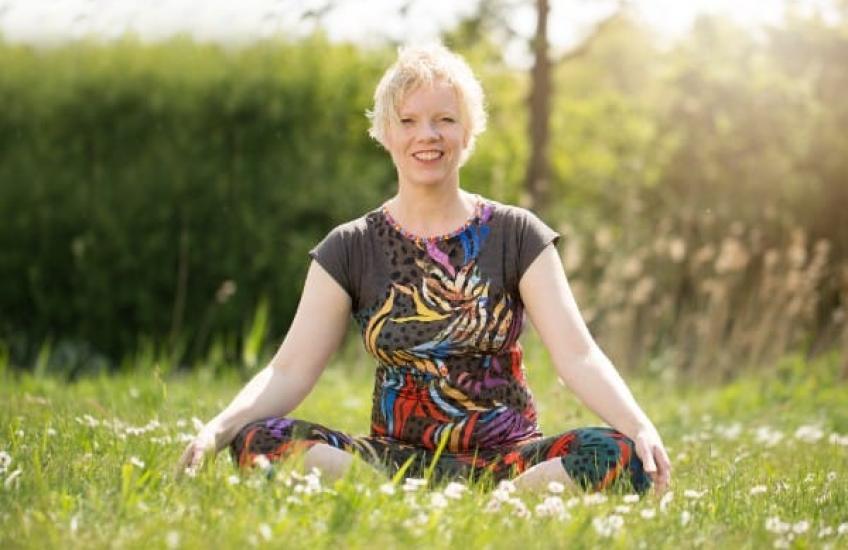 Yoga Ommen bezoekt Africa Yoga Project in Nairobi in Kenia