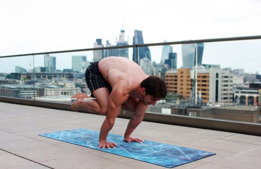 broga mannen yoga brother