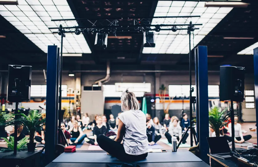 Eindigen van een yoga sessie