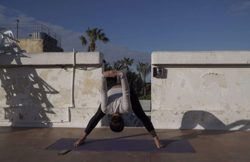 Gestrekte vooroverbuiging