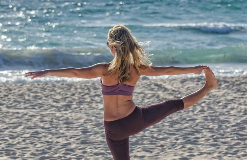Yoga op het strand
