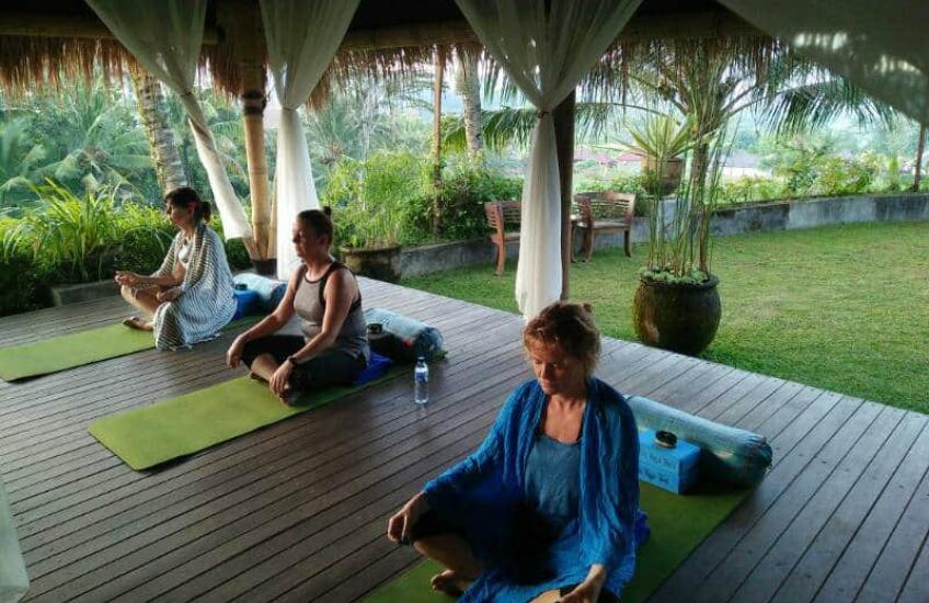 Yin Yoga bij Sidemen Yoga Center