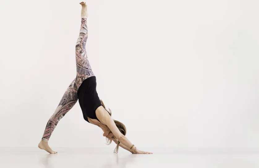 ware werking van de core in yoga en ontwikkelde een eigen stijl