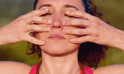 preview linkerneusgat yoga tijdschrift