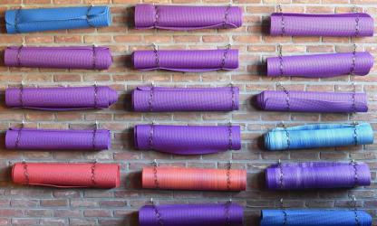 Waarom honden altijd je yogamat inpikken