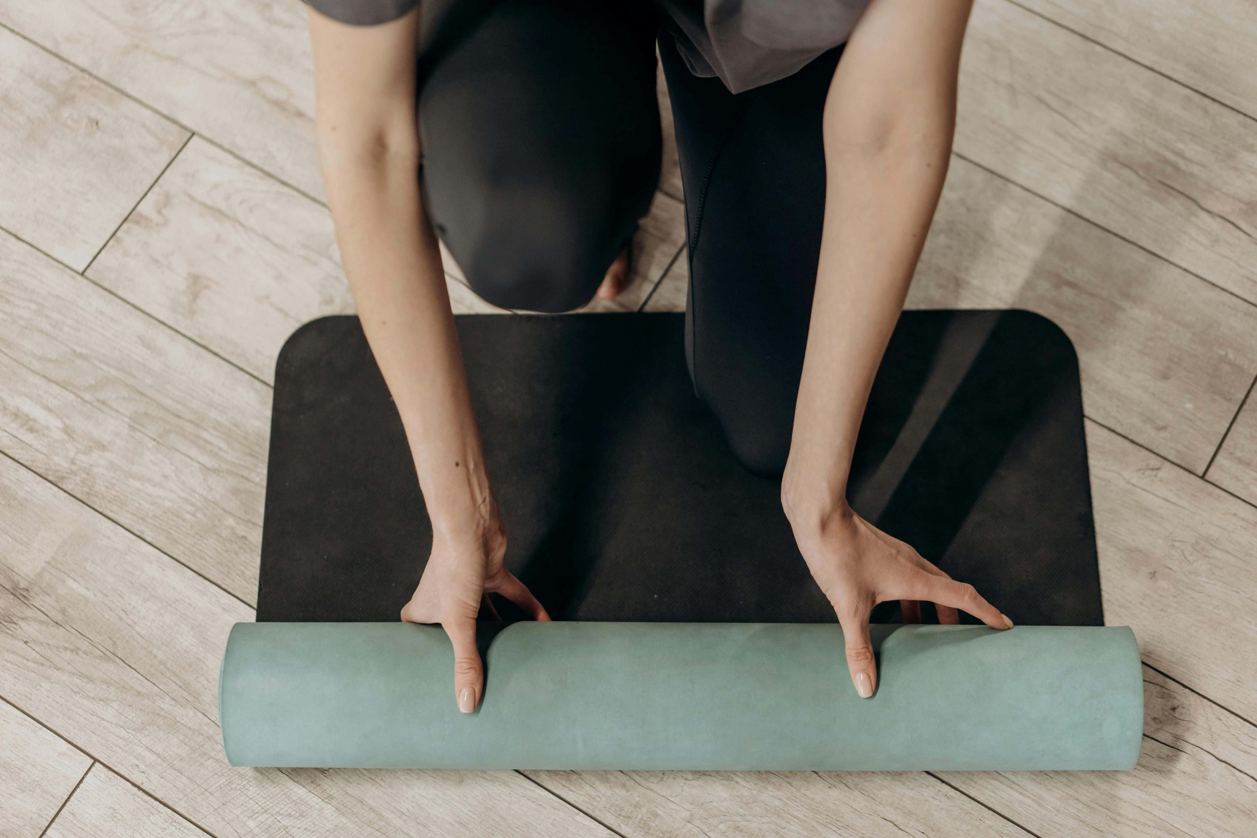 7 hulpmiddelen die van pas komen tijdens yoga