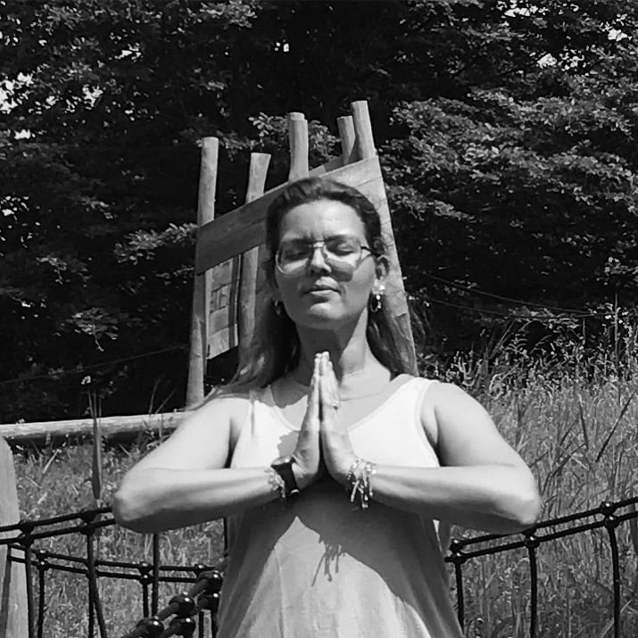 Overpeinzing op de yogamat