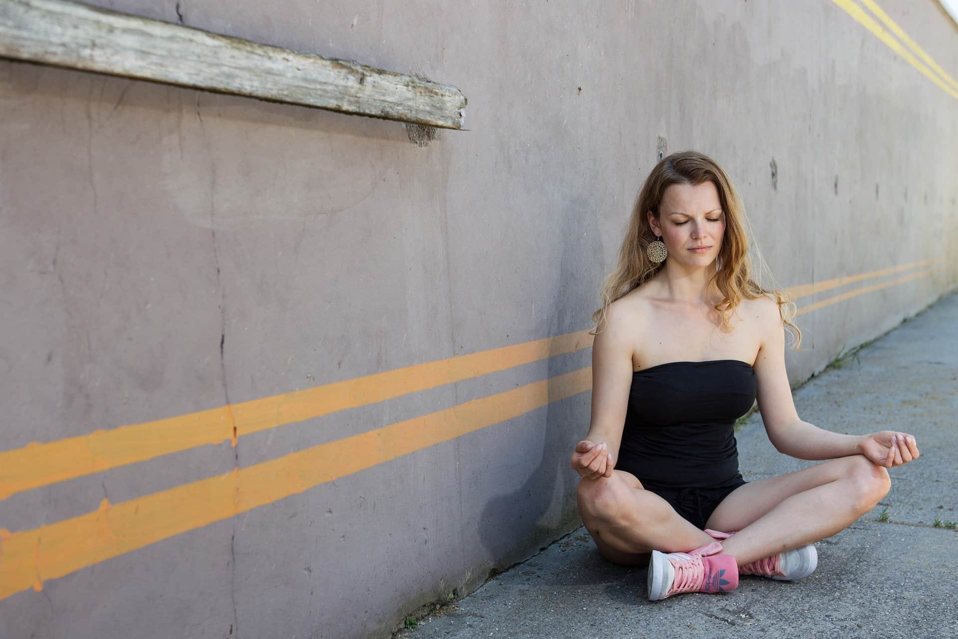 5 yogaposes om de pijn in je onderrug te verlichten