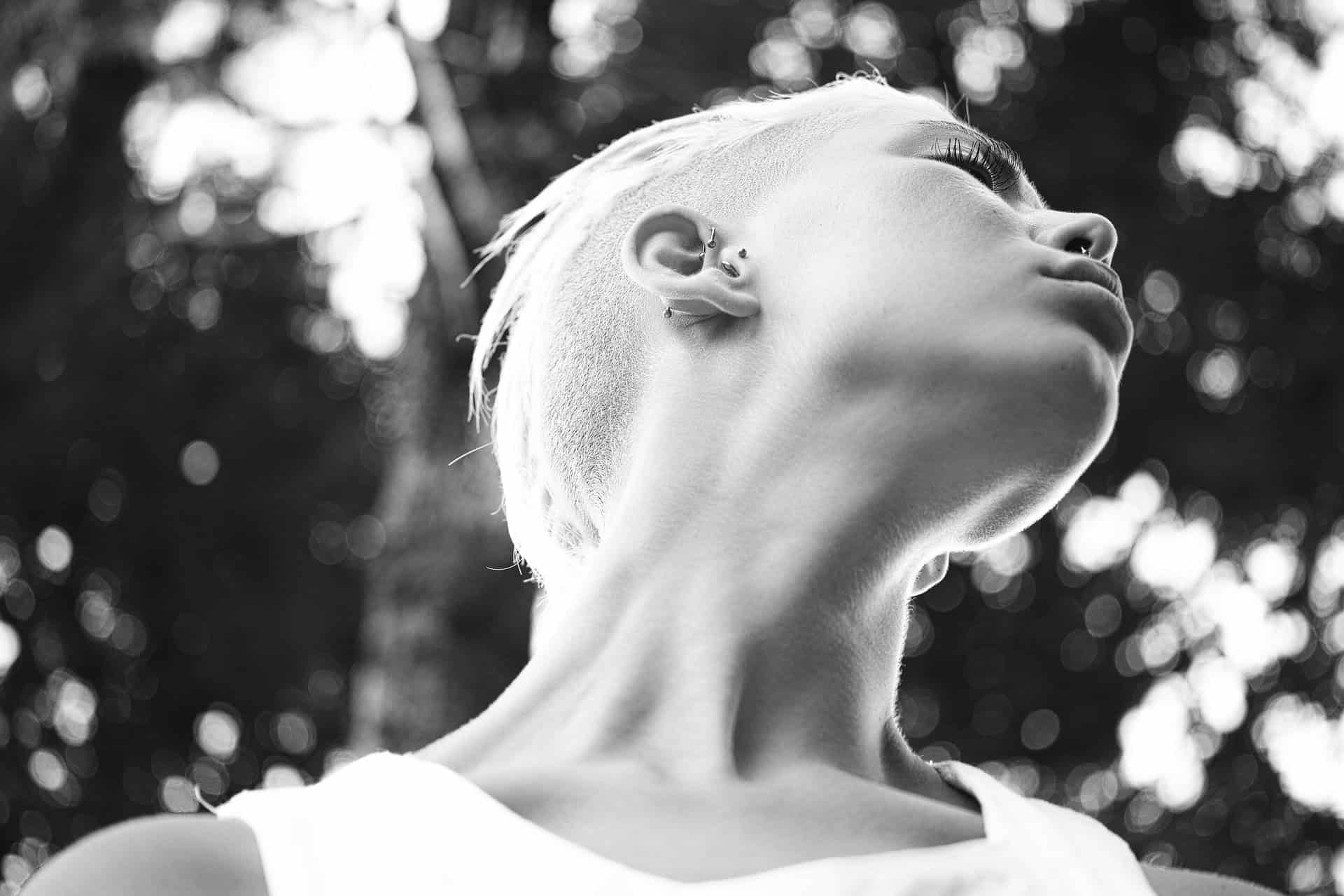 5 yogaposes voor je nek