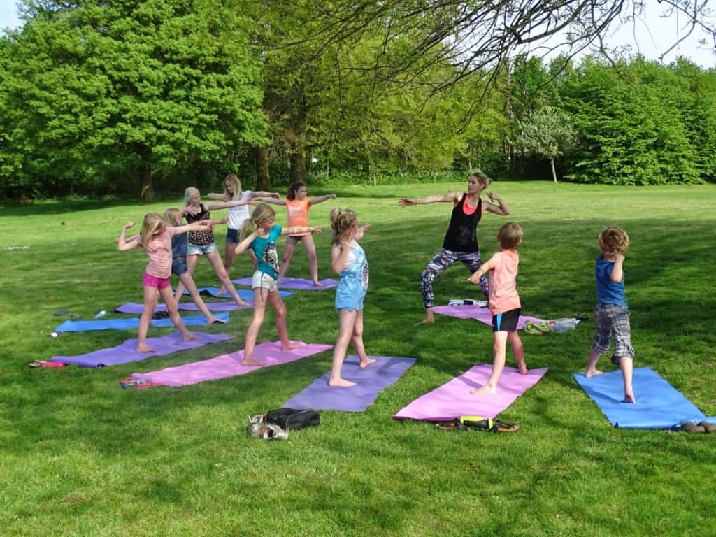 Yoga 4 School