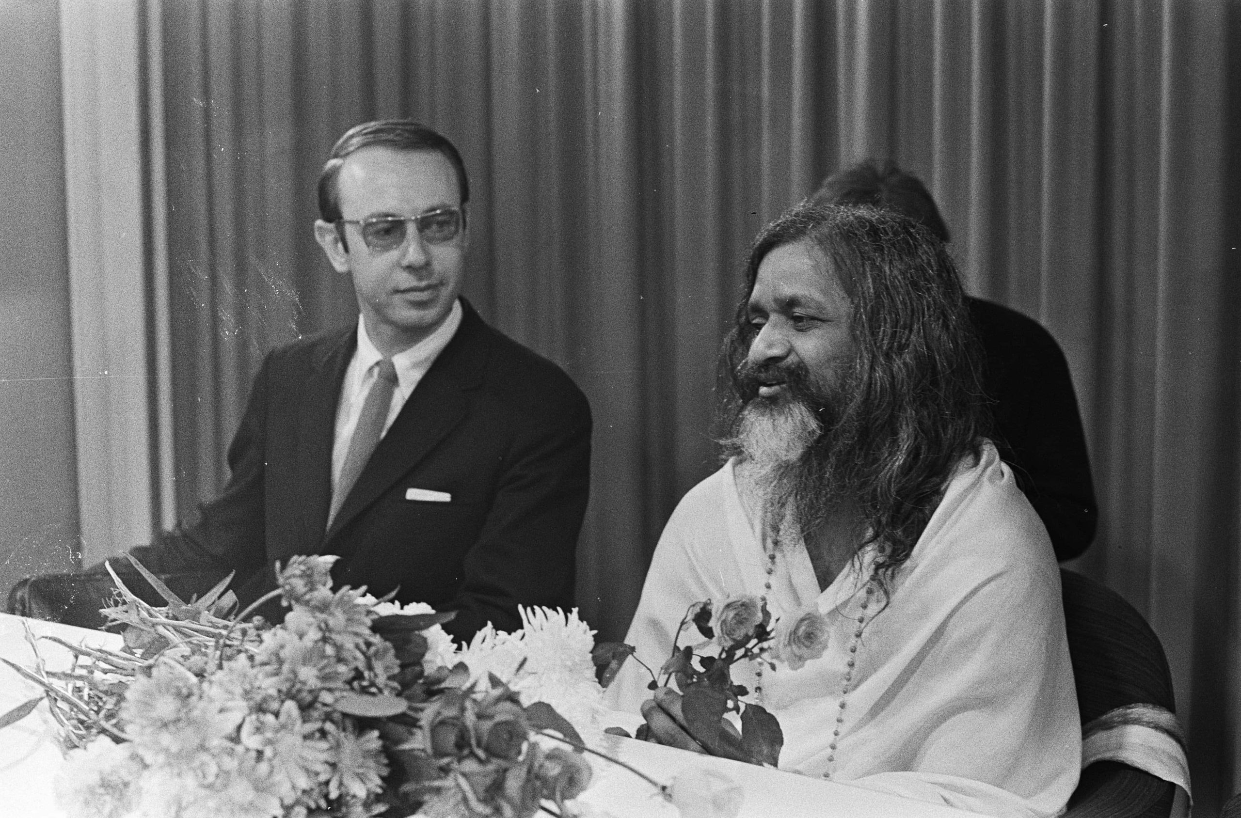 Wie is Maharishi Mahesh Yogi?