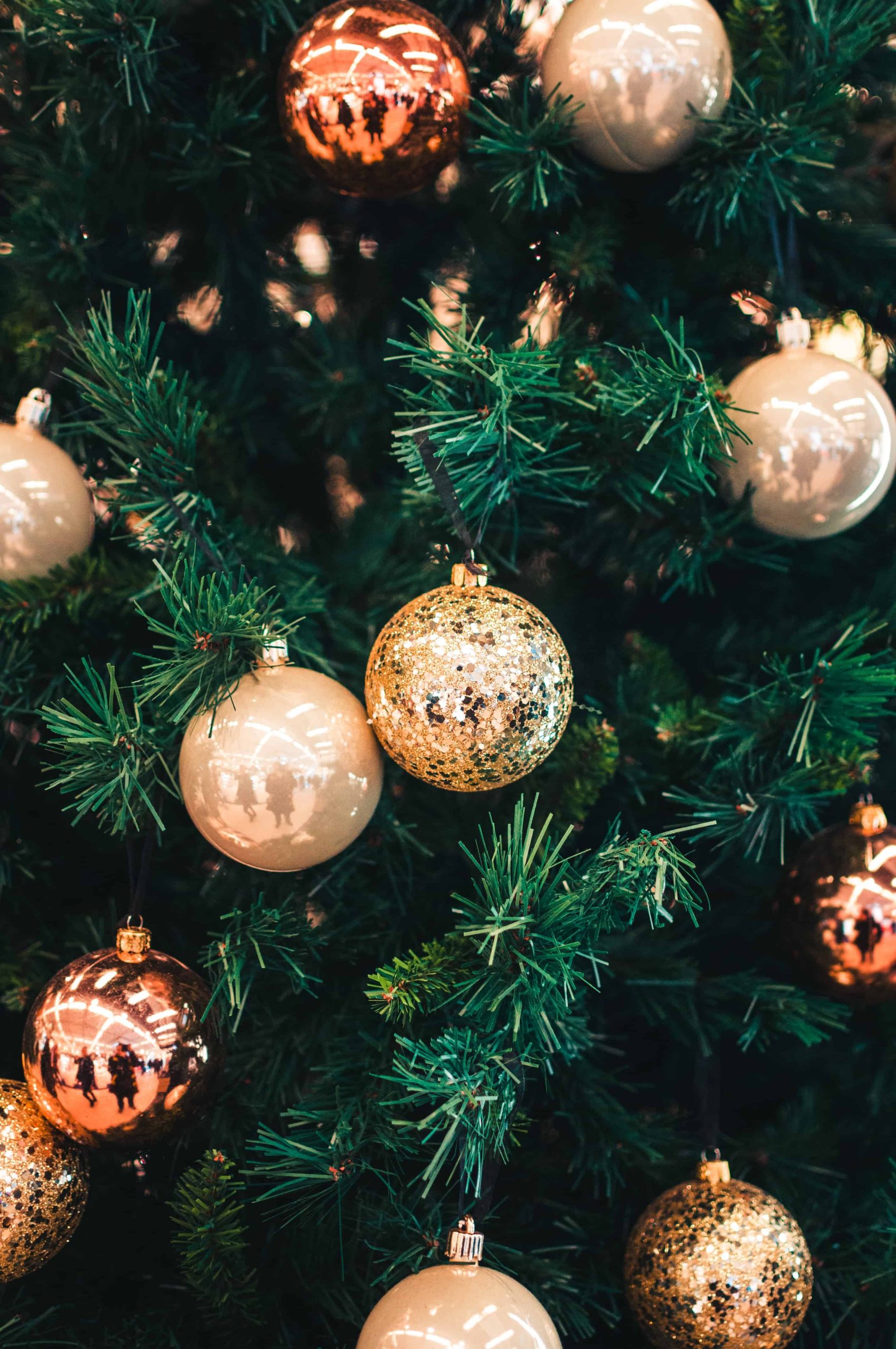 5 yogaposes die je tijdens de kerst kan doen