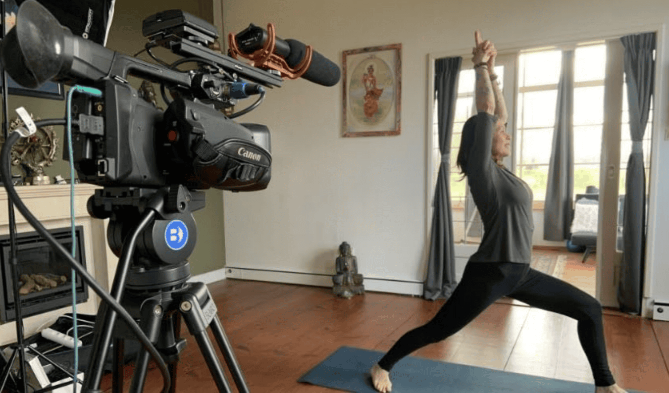 Hoe overleef ik als yogini de corona crisis?