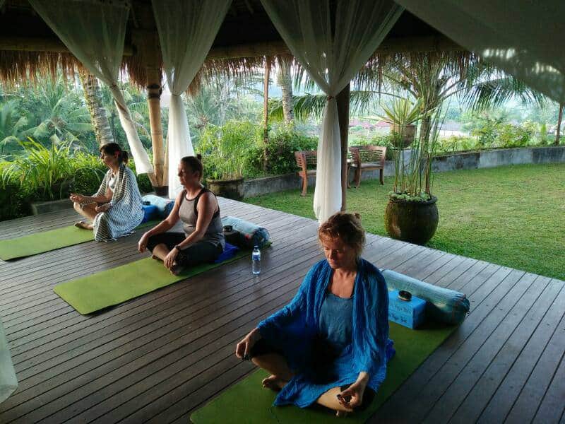 Yoga op Bali, het eiland van de goden.