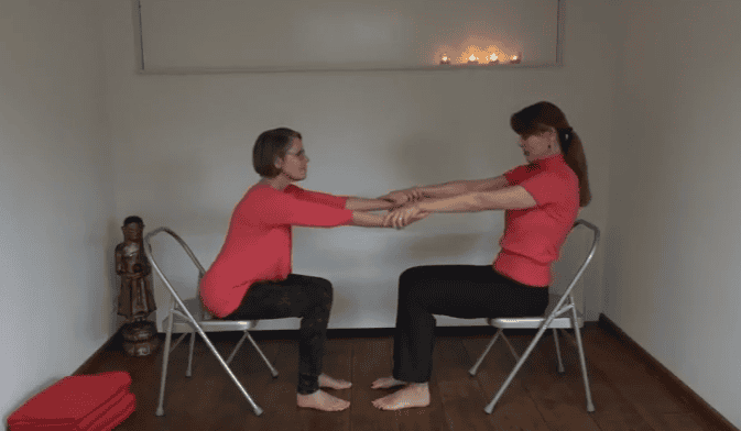 YouTube Yoga: Yoga met z’n tweeën