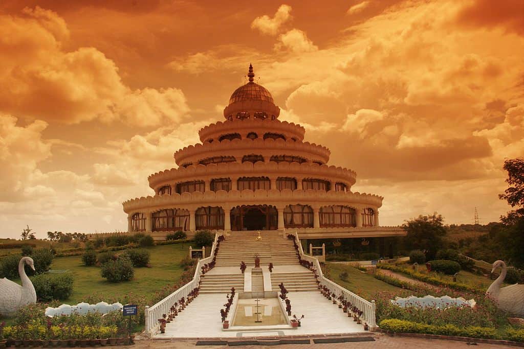 5x de bijzonderste yoga ashrams in India