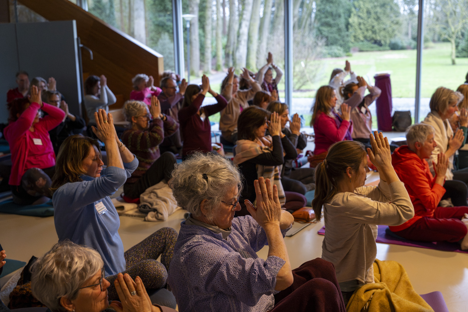 Zoek je een yogadocentenopleiding? Kies voor kwaliteit die je voelt – kies voor een VYN-getoetste opleiding!