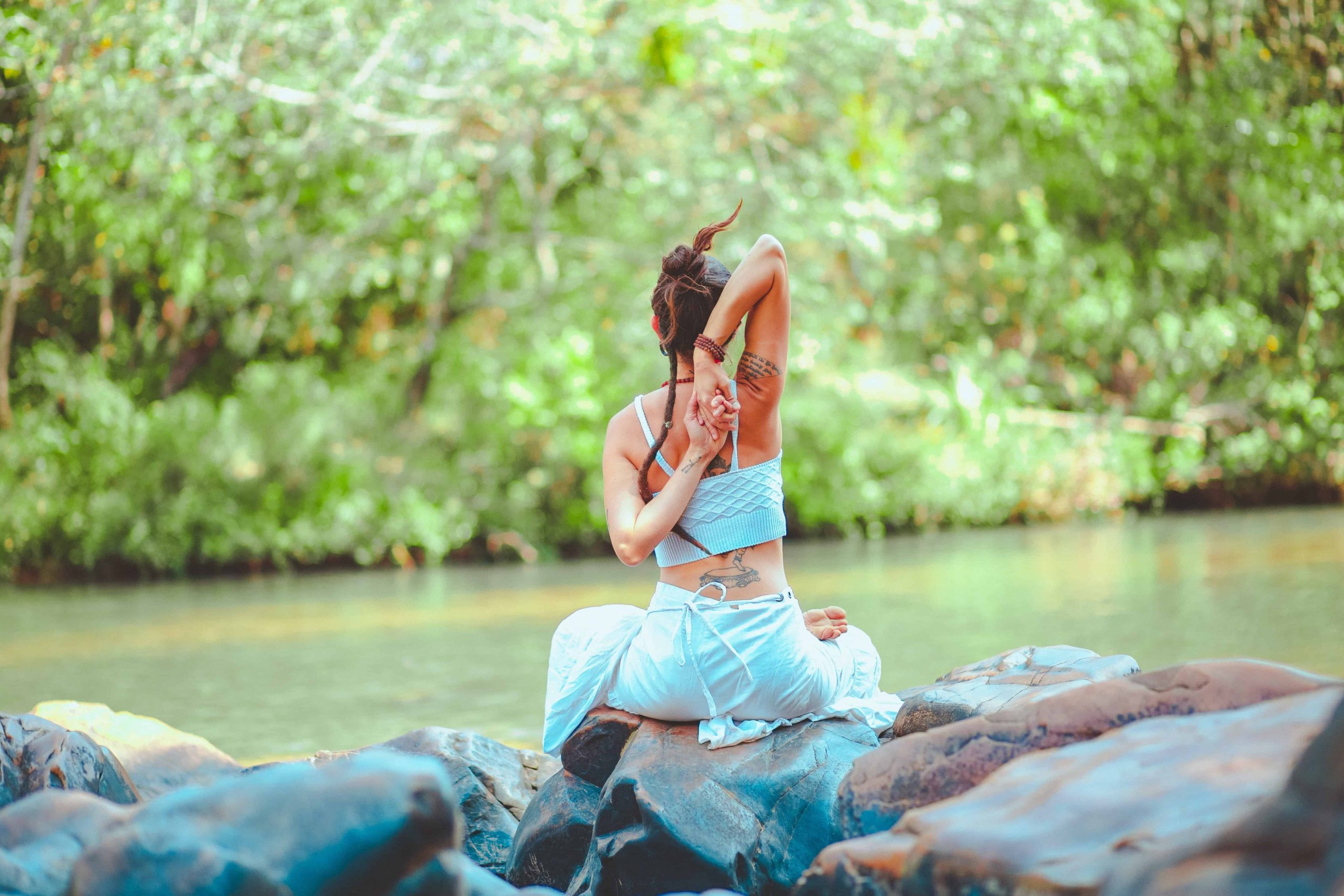 Vier yoga poses tegen stress