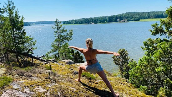 Yoga in puur Finse natuur