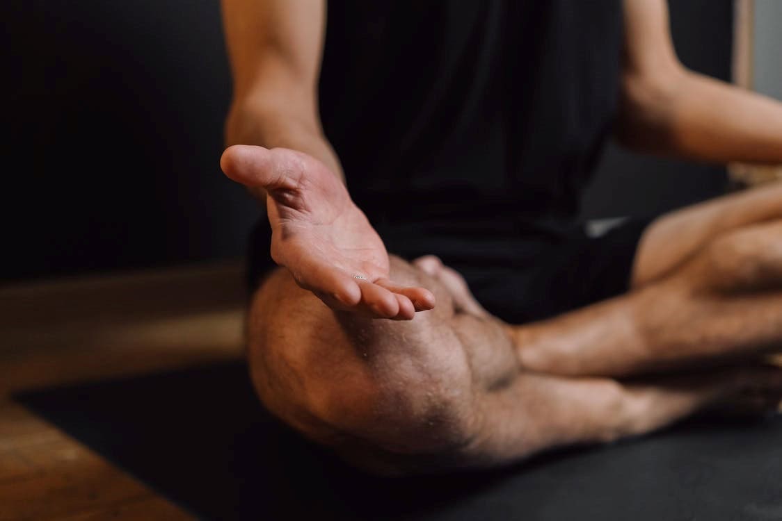 Bewezen: yoga vermindert stress op werk